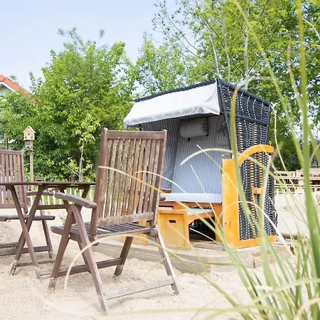 Mit Parkplatz & Garten In Petersdorf Apartamento Fehmarn