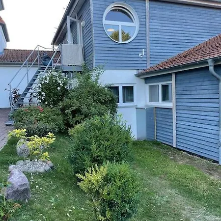 Mit Parkplatz & Garten In Petersdorf * Fehmarn