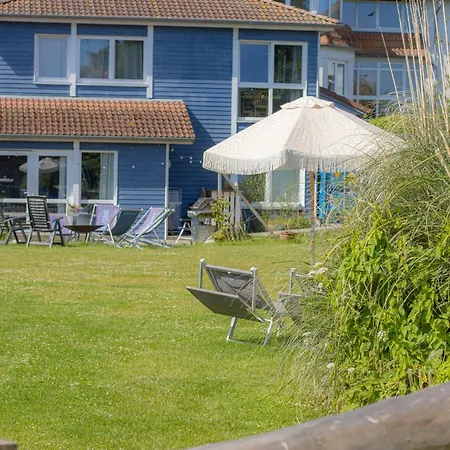Mit Parkplatz & Garten In Petersdorf *